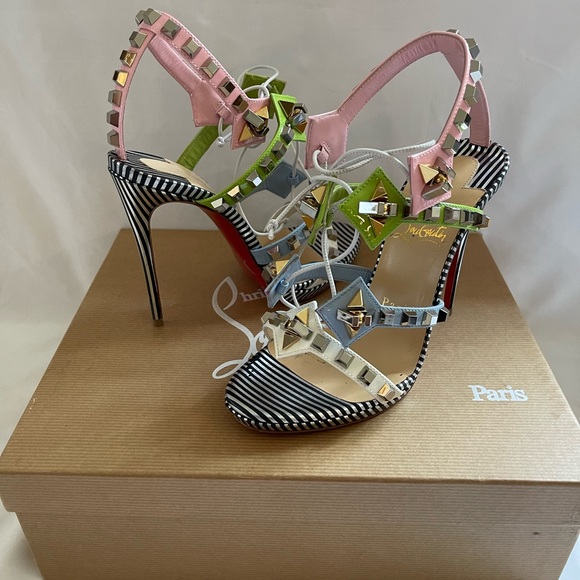 Christian Louboutin Multiplatcool Kid Sandal - Picture 10 of 12